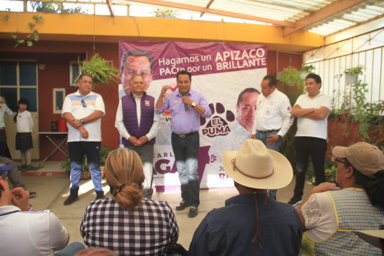 Juan Carlos Sánchez García SAGA, propuso su ambicioso compromiso de campaña: "PACTo por un Día Sin Parquímetros", en la ciudad de Apizaco