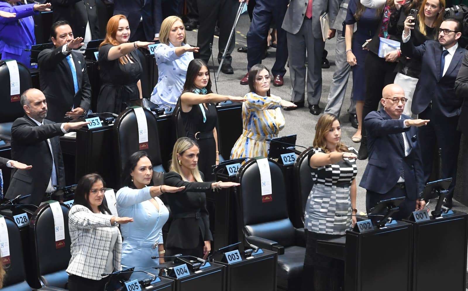 Toma protesta Mariana Jiménez como diputada federal