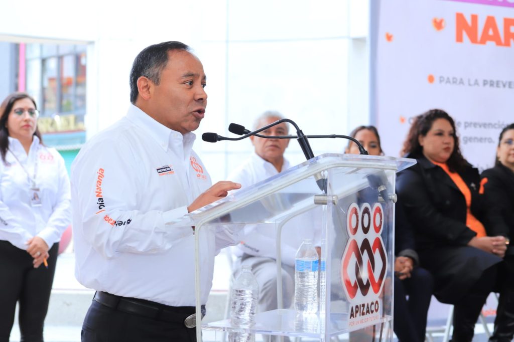 Construye Javier Rivera política con perspectiva de género